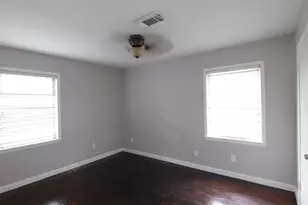 7941 Longridge Dr, Houston, TX 77055 - Photo 13