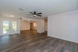 3825 Buckingham Row, Beaumont, TX 77706 - Photo 3