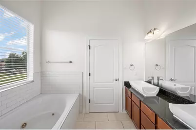 907 McKinney Park Lane, Houston, TX 77003 - Photo 21