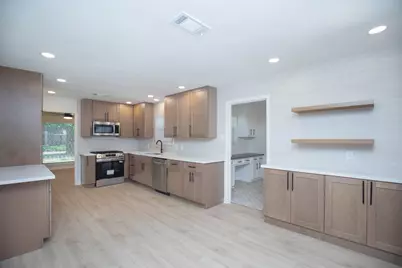 10802 Elmdale Drive, Houston, TX 77070 - Photo 15