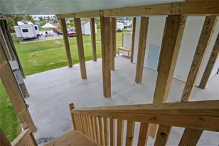 131 South Mae Cir S, Crystal Beach, TX 77650 - Photo 33