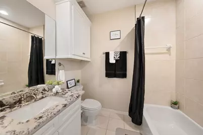 562 Bomar St Street, Houston, TX 77006 - Photo 19