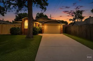 9114 Golden Sunshine Dr, Houston, TX 77064 - Photo 3
