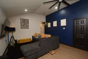 9114 Golden Sunshine Dr, Houston, TX 77064 - Photo 19