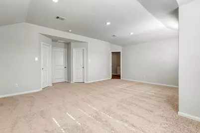 8222 Sunberry Shadow Drive, Houston, TX 77016 - Photo 9