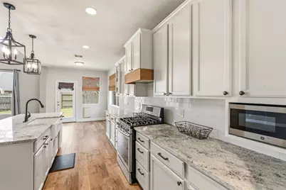 14127 Austin Hollow Court, Houston, TX 77044 - Photo 13