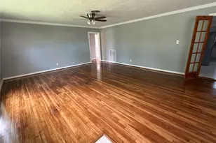 5223 Sanford Rd, Houston, TX 77035 - Photo 3