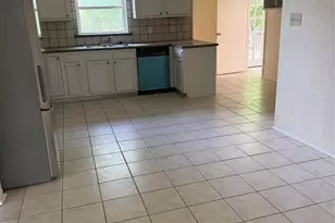 5223 Sanford Rd, Houston, TX 77035 - Photo 9