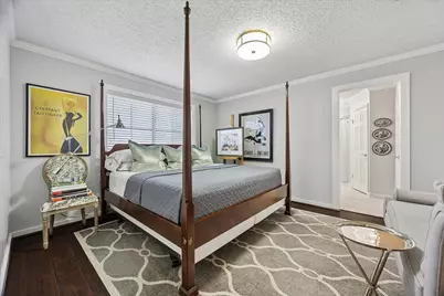 8714 Parkcrest Forest Drive, Houston, TX 77088 - Photo 13