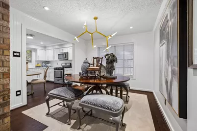 8714 Parkcrest Forest Drive, Houston, TX 77088 - Photo 9