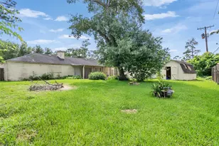 3015 Inwood Dr, Dickinson, TX 77539 - Photo 7