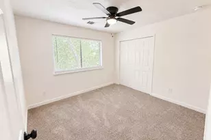 13538 Shadow Falls Ct, Houston, TX 77059 - Photo 29