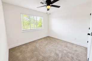 13538 Shadow Falls Ct, Houston, TX 77059 - Photo 35