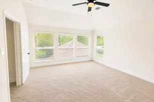 13538 Shadow Falls Ct, Houston, TX 77059 - Photo 23