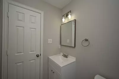 1502 Beaconshire Road, Houston, TX 77077 - Photo 11