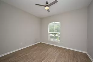 1502 Beaconshire Rd, Houston, TX 77077 - Photo 23