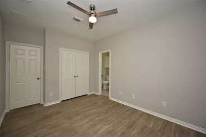 1502 Beaconshire Road, Houston, TX 77077 - Photo 25