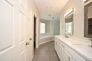 1502 Beaconshire Rd, Houston, TX 77077 - Photo 31