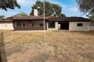 63 April Wind Dr S, Conroe, TX 77356 - Photo 5