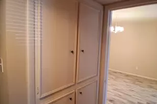 7205 Beechnut St, Houston, TX 77074 - Photo 5