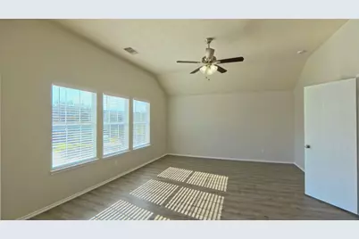 2843 Maybrook Hollow Lane, Houston, TX 77047 - Photo 7