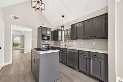 4906 Pleasure Lake Lane, Willis, TX 77318 - Photo 11