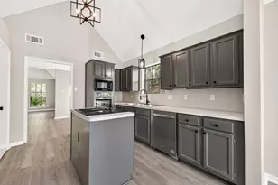 4906 Pleasure Lake Ln, Willis, TX 77318 - Photo 11