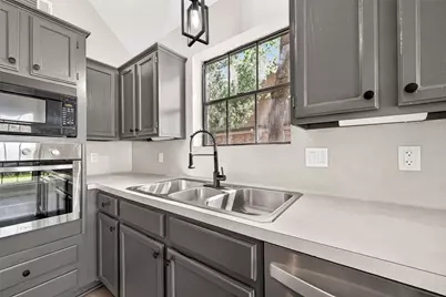 4906 Pleasure Lake Lane, Willis, TX 77318 - Photo 13