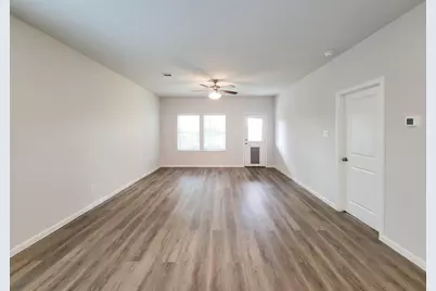 94 Valiant Ridge Trail, Magnolia, TX 77354 - Photo 7