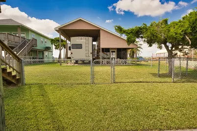 867 County Road 299, Sargent, TX 77414 - Photo 3