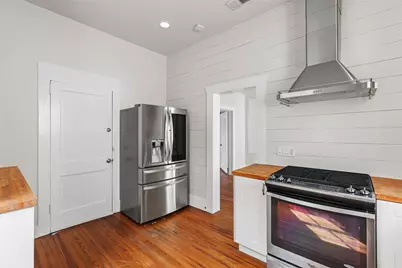 2121 Ursuline Street, Galveston, TX 77550 - Photo 21