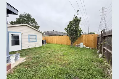 10807 Emery Drive, Houston, TX 77099 - Photo 15