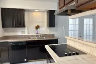 10807 Emery Dr, Houston, TX 77099 - Photo 11