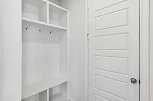 305 Pine Bay Ln, Montgomery, TX 77316 - Photo 5