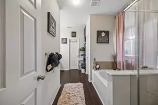 19846 Haven Cliff Ln, Cypress, TX 77433 - Photo 17