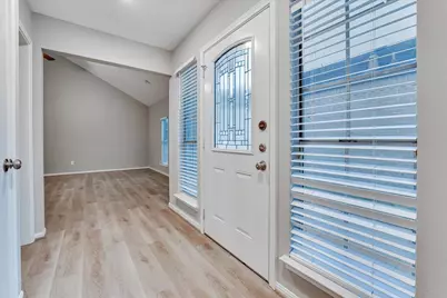 9407 Stockwell Drive, Houston, TX 77083 - Photo 11