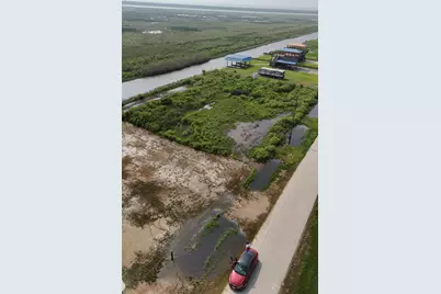 1255 Van Sant, Gilchrist, TX 77617 - Photo 9