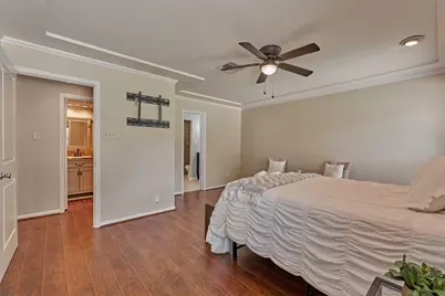 5823 Fair Forest Drive, Houston, TX 77088 - Photo 25