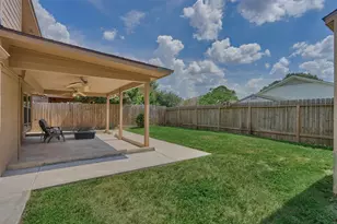 5823 Fair Forest Dr, Houston, TX 77088 - Photo 43