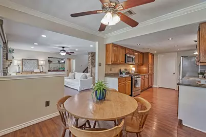 5823 Fair Forest Drive, Houston, TX 77088 - Photo 15