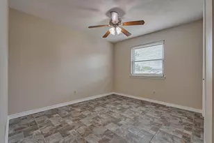 5823 Fair Forest Dr, Houston, TX 77088 - Photo 41