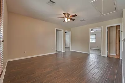 5823 Fair Forest Drive, Houston, TX 77088 - Photo 33