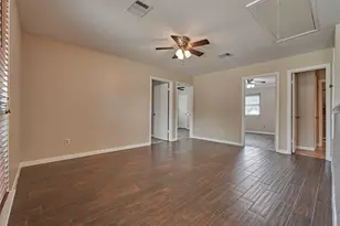 5823 Fair Forest Dr, Houston, TX 77088 - Photo 33