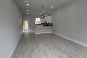 8706 Southview St, Houston, TX 77051 - Photo 3