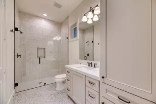 2006 Lexington St, Houston, TX 77098 - Photo 35