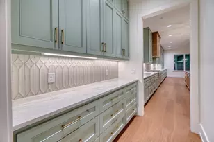 2006 Lexington St, Houston, TX 77098 - Photo 13