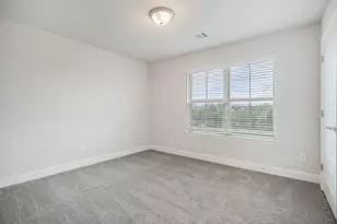 5311 W Bayou Maison Cir, Dickinson, TX 77539 - Photo 15