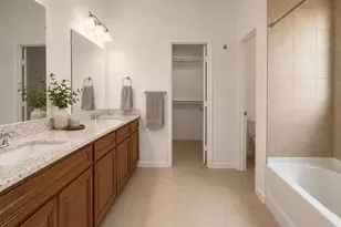11202 Beverley Pk St, Sugar Land, TX 77498 - Photo 11