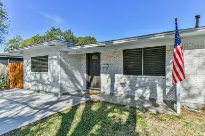 2010 15th Avenue N, Texas City, TX 77590 - Photo 1