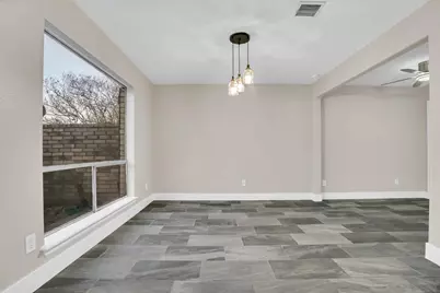 11710 Bowlan Lane, Houston, TX 77035 - Photo 37